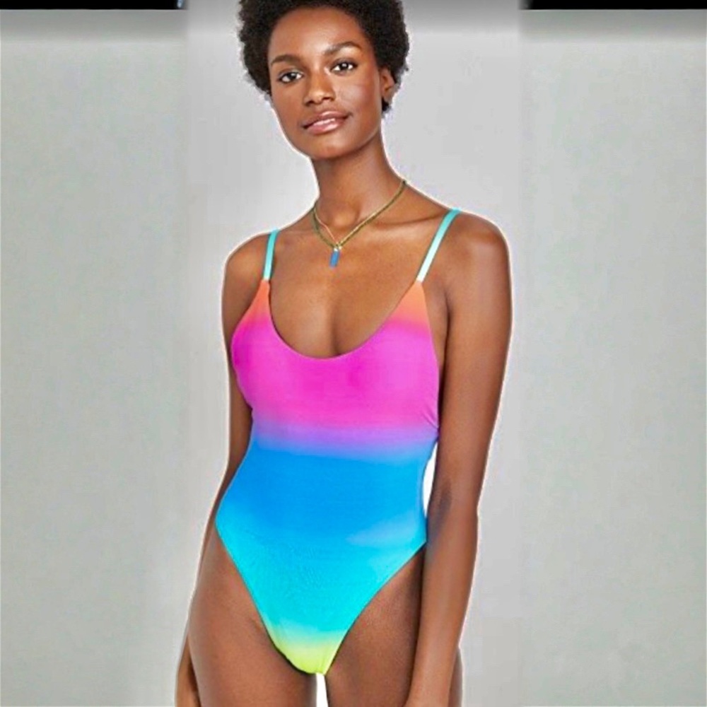 PQ Ombré Women's Swimsuit